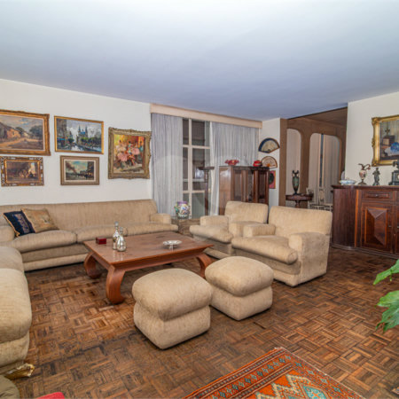 Apartamento à venda com 4 quartos, sendo 1 suíte,  em Higienópolis, São Paulo, SP