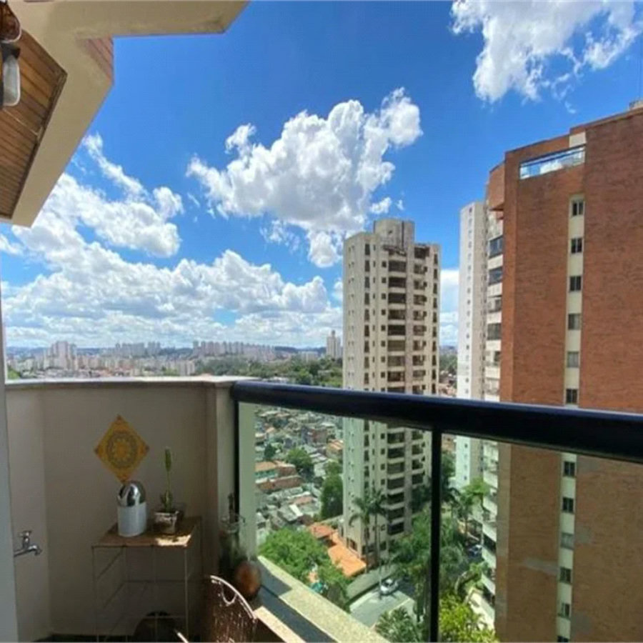 Apartamento à venda com 3 suítes em Vila Suzana, São Paulo, SP