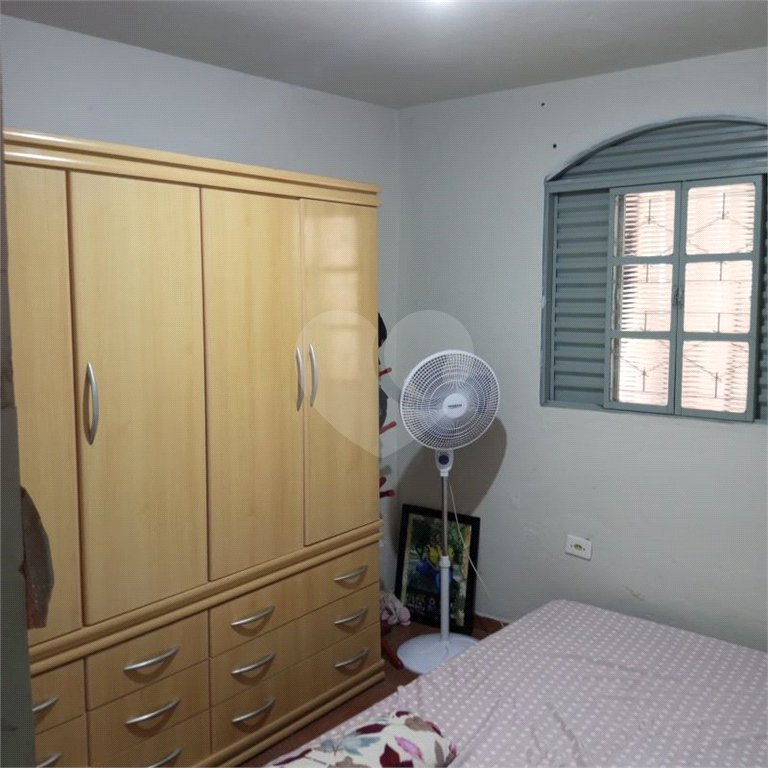 Casa de Vila à venda com 3 quartos em Jardim Santa Cruz, Salto, SP