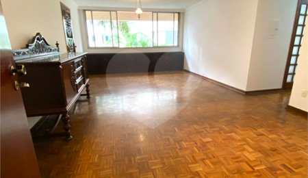 Apartamento à venda ou para alugar com 4 quartos, sendo 1 suíte,  em Itaim Bibi, São Paulo, SP