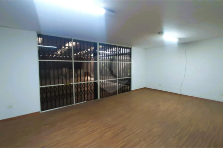 Sobrado à venda com 4 quartos, sendo 2 suítes, em Brooklin Paulista, São Paulo, SP
