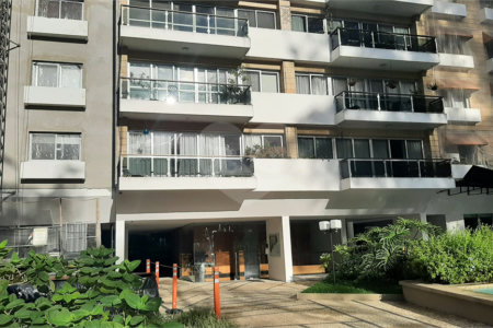 Apartamento à venda com 4 quartos, sendo 1 suíte, em Alto da Boa Vista, São Paulo, SP
