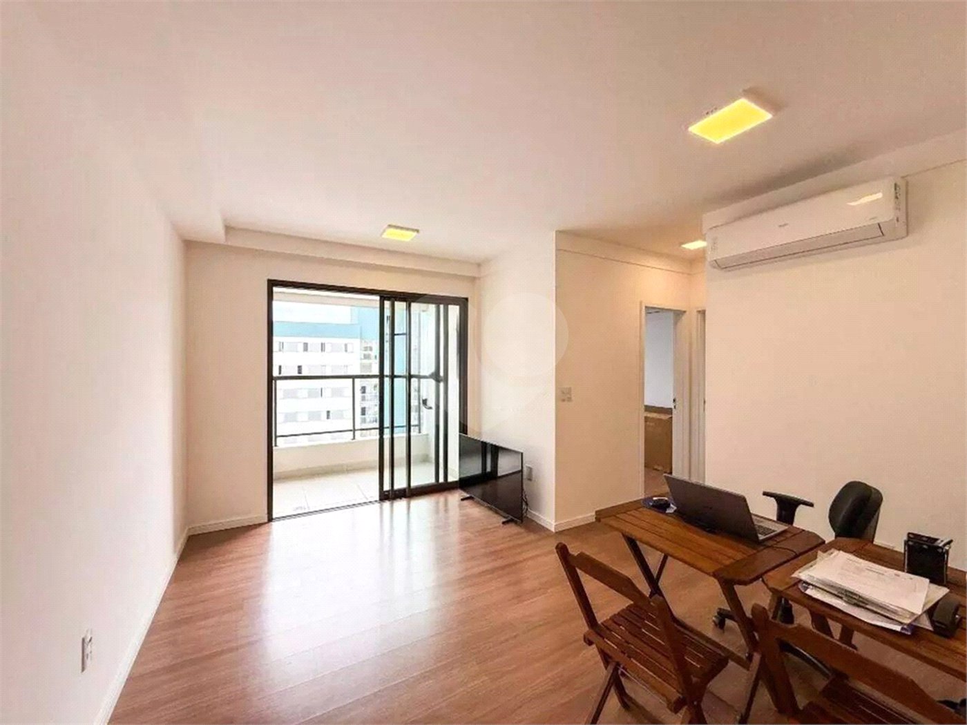 Apartamento à venda com 2 quartos, sendo 1 suíte,  em Jardim Piratininga, Sorocaba, SP
