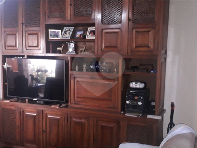 Casa à venda com 3 quartos em Jardim Regina, São Paulo, SP