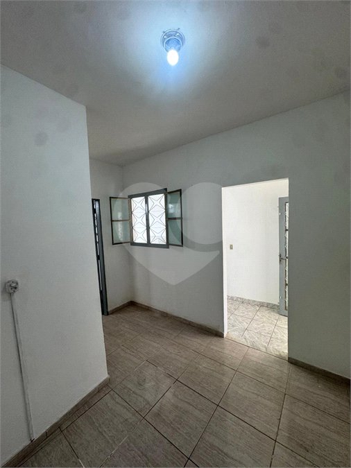 Casa à venda ou para alugar com 1 quarto em Campo Grande, Rio de Janeiro, RJ