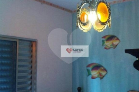 Sobrado à venda com 3 quartos, sendo 1 suíte, em Jardim das Palmas, São Paulo, SP