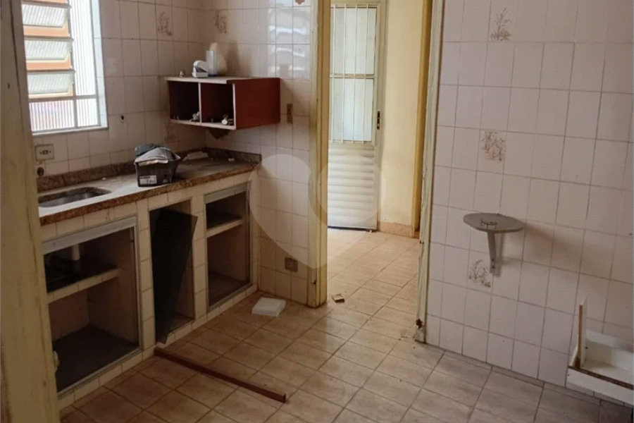 Casa Térrea à venda com 4 quartos, sendo 1 suíte, em Vila Antonieta, São Paulo, SP