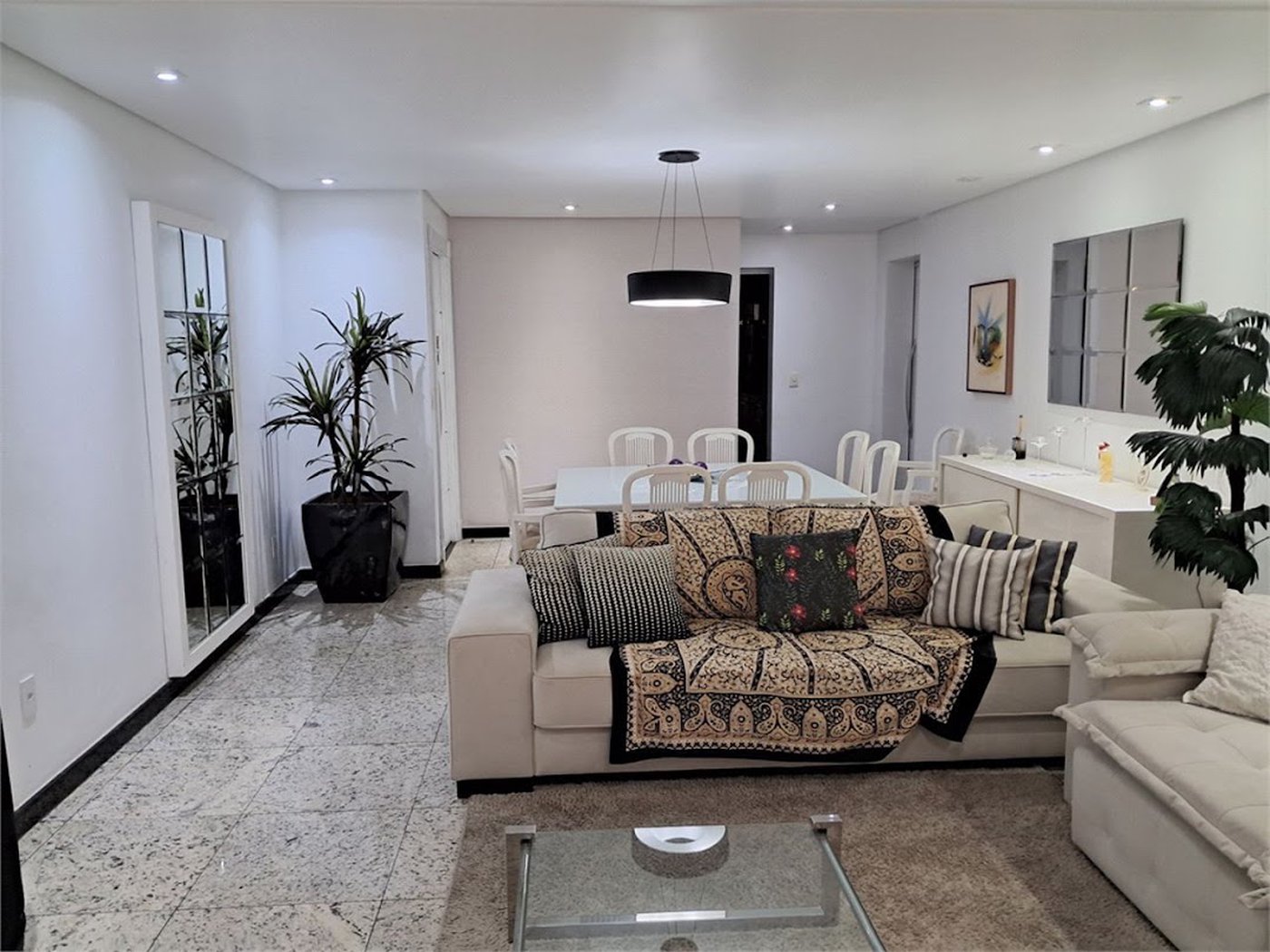 Apartamento Residencial à venda, Gonzaga, Santos - AP0761.