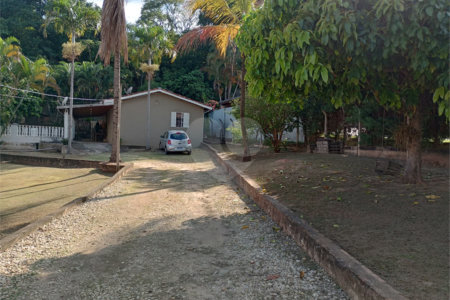 Chácara à venda com 3 quartos, sendo 1 suíte,  em Colinas de Indaiatuba, Indaiatuba, SP