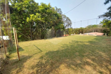Chácara à venda ou para alugar com 3 quartos, sendo 1 suíte, em Chácaras Polozzi, Louveira, SP