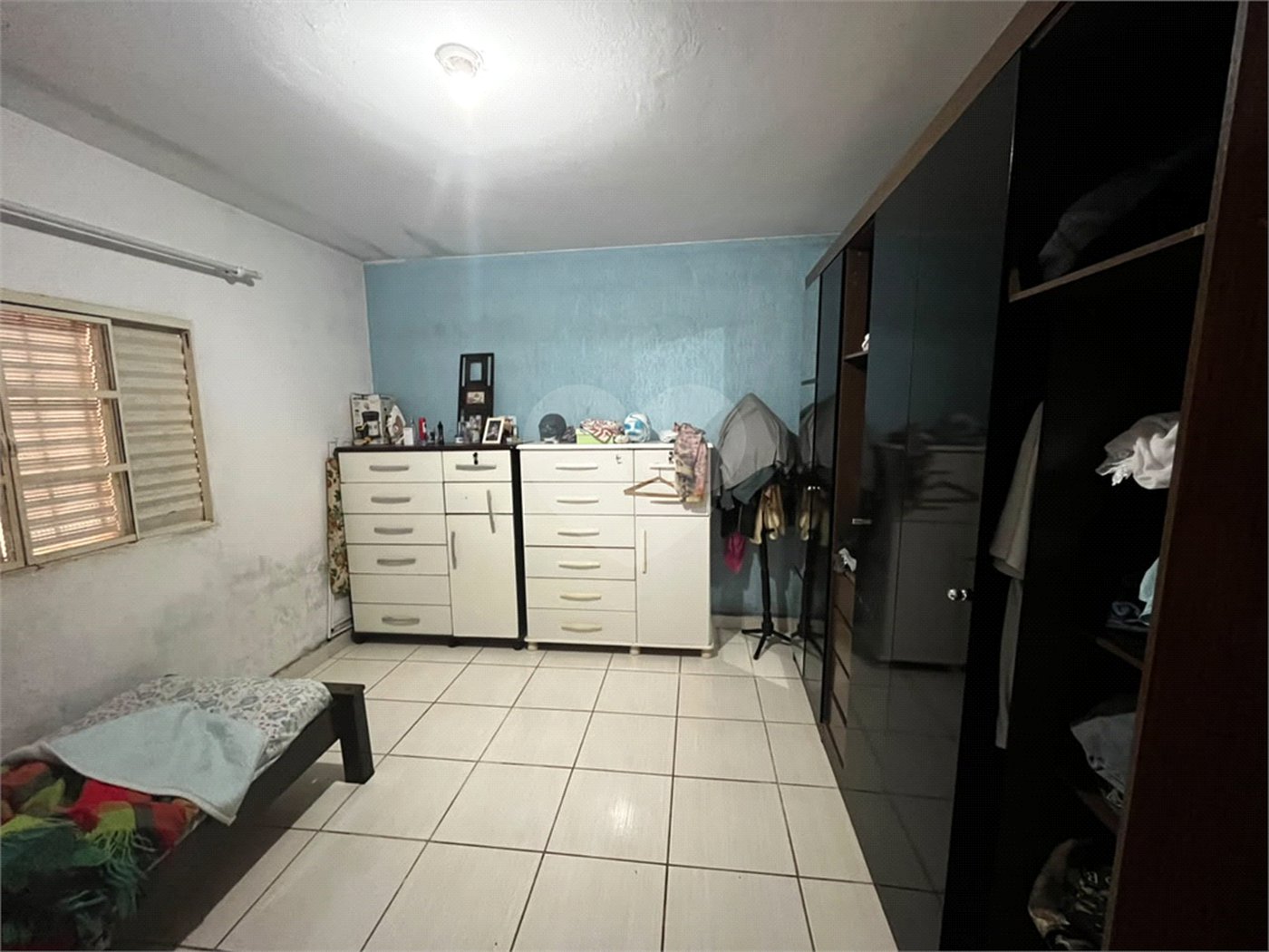 Casa à venda com 3 quartos, sendo 1 suíte,  em Vila Barth, Itapetininga, SP