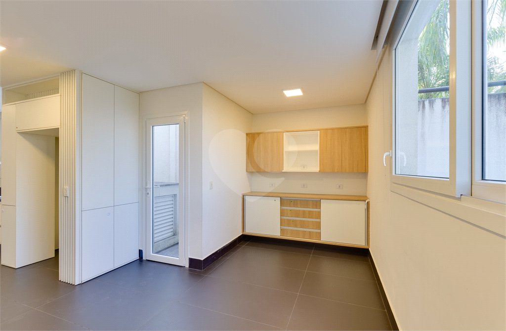 Casa à venda com 4 suítes no condomínio Porto Fino, São Paulo - SP