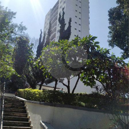 Apartamento à venda ou para alugar com 3 quartos, sendo 1 suíte,  em Real Parque, São Paulo, SP