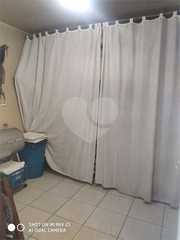 Sobrado à venda com 4 quartos, sendo 1 suíte, em Chácara Jafet, Mogi das Cruzes, SP
