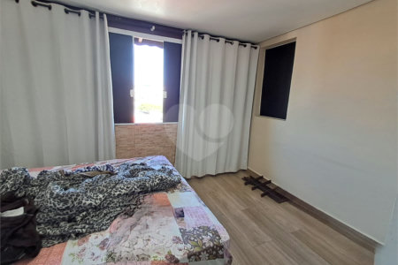 Casa à venda com 2 quartos em Vila Lavínia, Mogi das Cruzes, SP