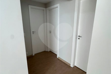 Apartamento para alugar com 3 quartos, sendo 1 suíte,  em Pinheiros, São Paulo, SP