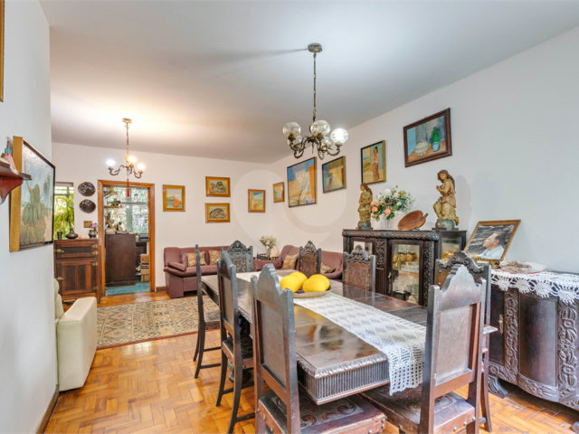 Casa Térrea à venda ou para alugar com 3 quartos, sendo 1 suíte,  em Brooklin, São Paulo, SP