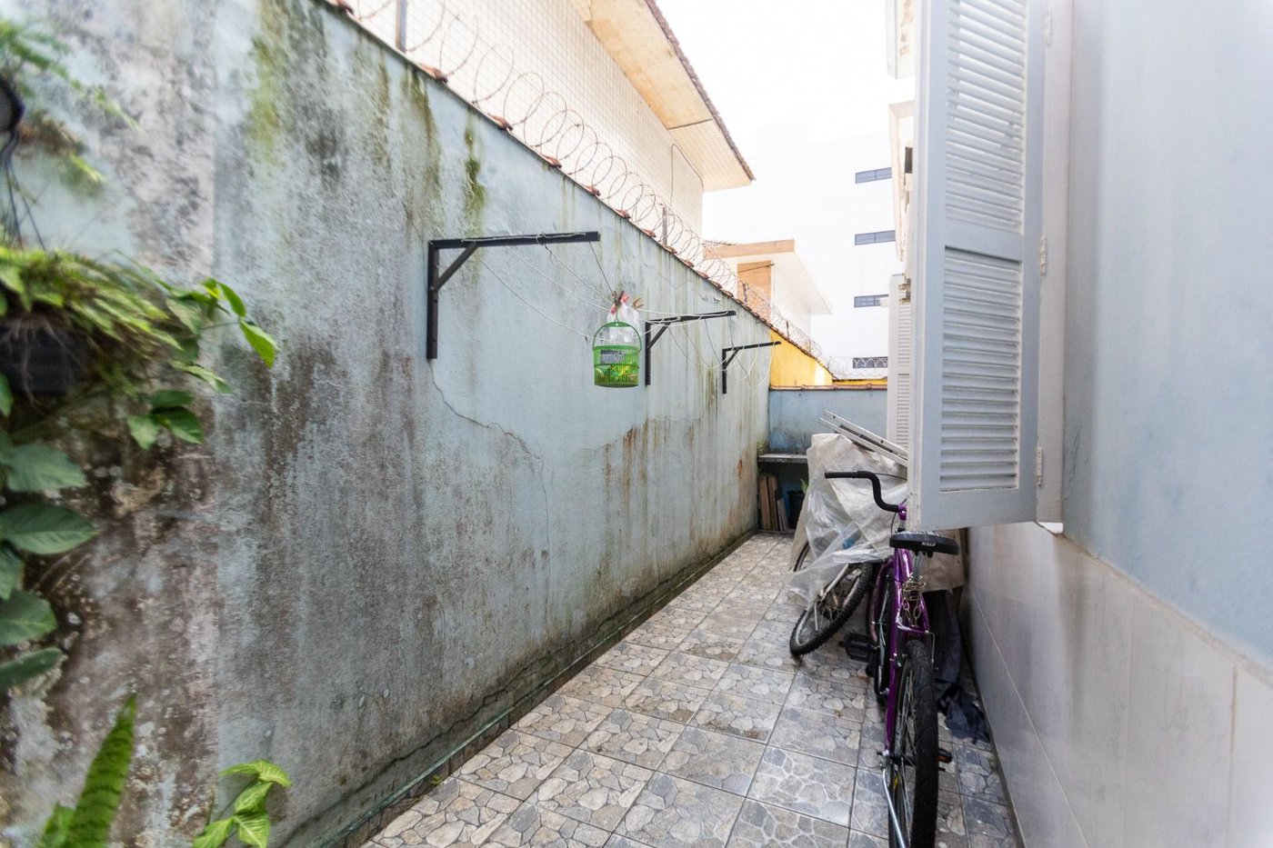 Apartamento com 2 dormitórios à venda, 65 m² por R$ 410.000,00 - Embaré - Santos/SP