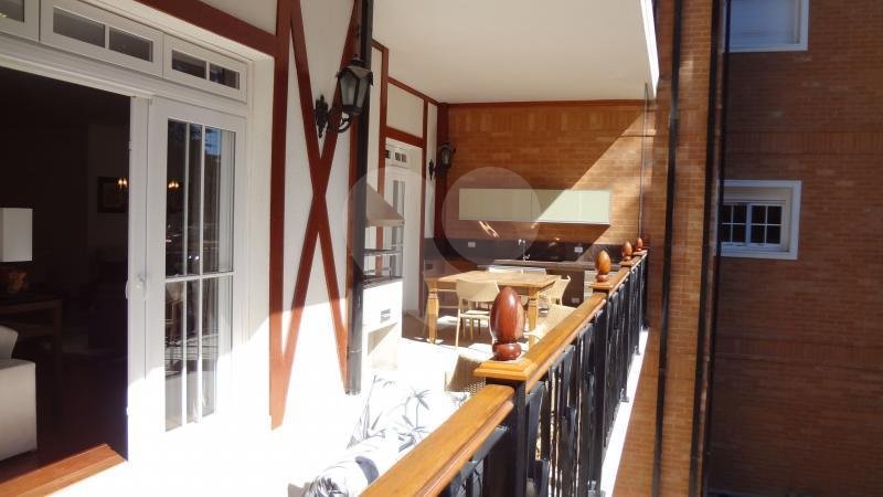 Duplex à venda com 6 suítes no Centro, Campos do Jordão, SP