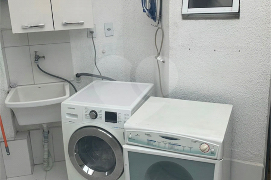 Casa à venda com 2 quartos, sendo 1 suíte, no condomínio Da Chácara, São Paulo - SP