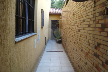 Sobrado à venda com 3 suítes em Vila Vitório Mazzei, São Paulo, SP