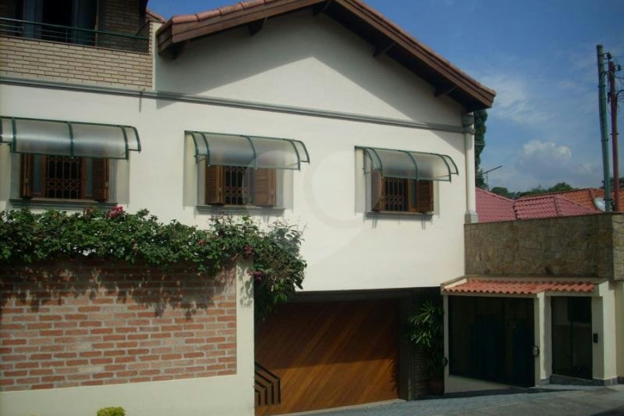 Sobrado à venda com 4 quartos, sendo 2 suítes, em Tremembé, São Paulo, SP