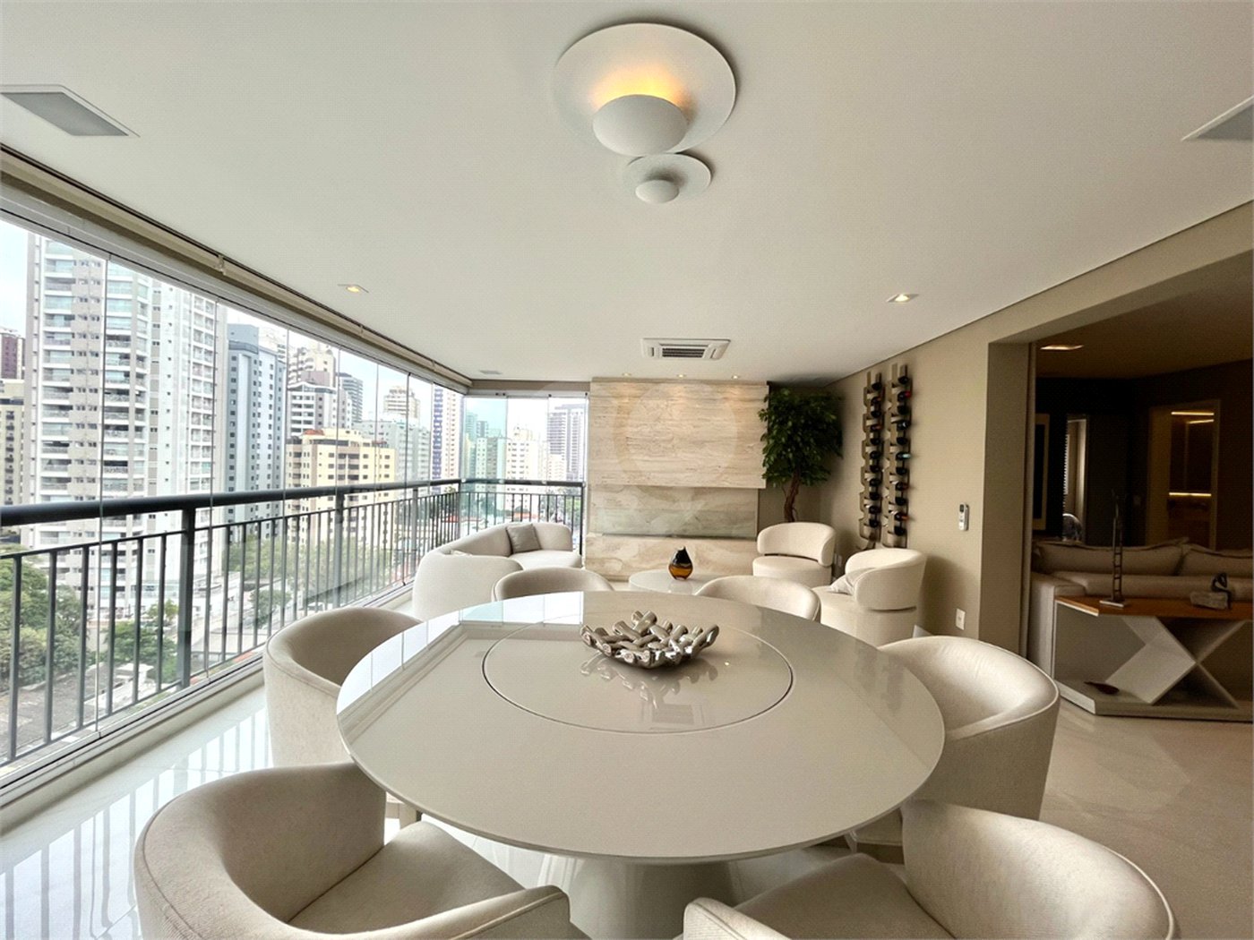 Apartamento à venda com 3 suítes em Vila Mascote, São Paulo, SP
