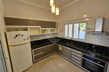 Casa à venda com 3 quartos, sendo 1 suíte, no condomínio Vista Verde, Indaiatuba - SP