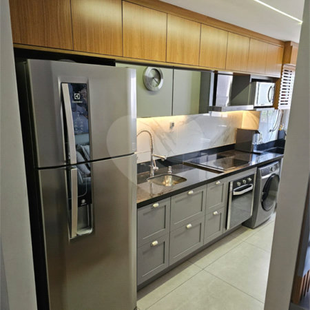 Apartamento à venda com 3 quartos, sendo 1 suíte,  em Brás, São Paulo, SP