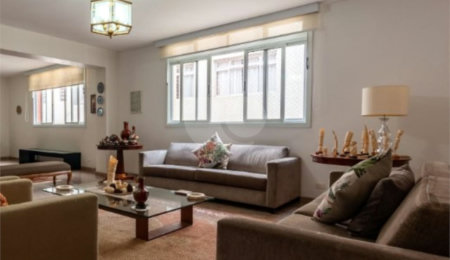 Apartamento à venda com 3 quartos, sendo 1 suíte,  em Bela Vista, São Paulo, SP