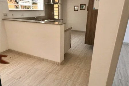 Sobrado à venda ou para alugar com 3 quartos, sendo 1 suíte, em Alto da Lapa, São Paulo, SP