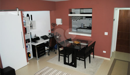 Apartamento à venda com 2 quartos, sendo 1 suíte,  em Campo Belo, São Paulo, SP
