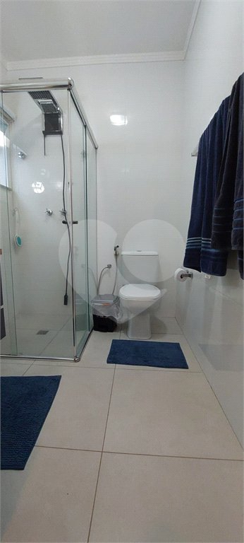 Casa para alugar com 4 quartos, sendo 3 suítes,  no condomínio Figueira Garden, Atibaia - SP