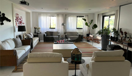 Apartamento à venda com 4 suítes em Jardim Marajoara, São Paulo, SP
