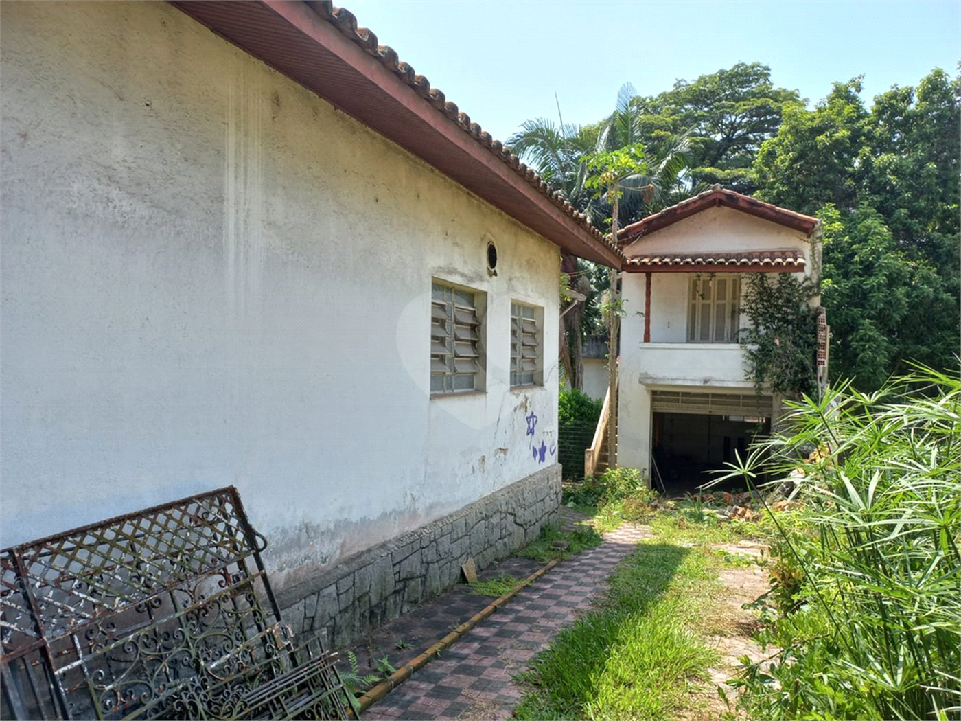 Terreno à venda com 2 quartos, sendo 1 suíte, em Jardim Floresta, São Paulo, SP