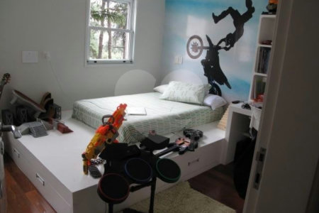 Casa à venda ou para alugar com 4 suítes no condomínio Villa Imperial, São Paulo - SP