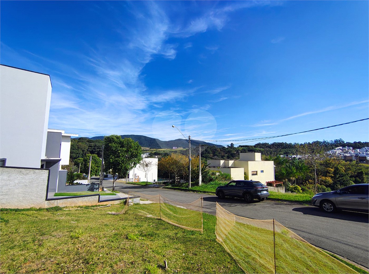 Terreno à venda no condomínio Quinta dos Lagos, Jundiaí - SP