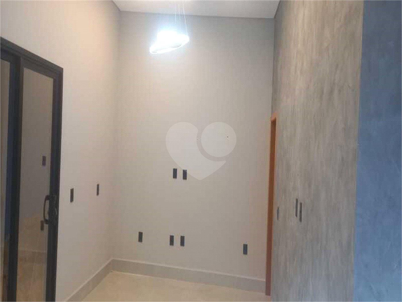 Casa Térrea à venda com 3 quartos, sendo 1 suíte, em Jardim Bom Sucesso, Indaiatuba, SP