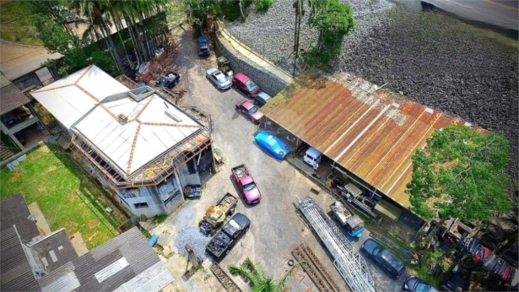 Terreno para alugar com 2 quartos, sendo 1 suíte, em Roncon, Ribeirão Pires, SP