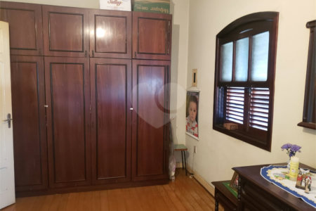 Sobrado à venda com 4 quartos em Água Fria, São Paulo, SP