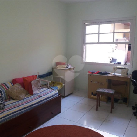 Sobrado à venda com 3 quartos em Vila Barreto, São Paulo, SP