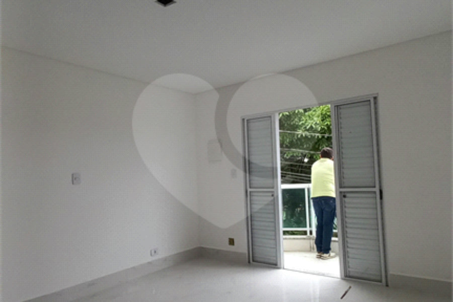 Sobrado à venda com 3 suítes em Vila Nova Mazzei, São Paulo, SP