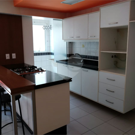 Cobertura à venda com 3 quartos, sendo 2 suítes,  em Vila Ipojuca, São Paulo, SP