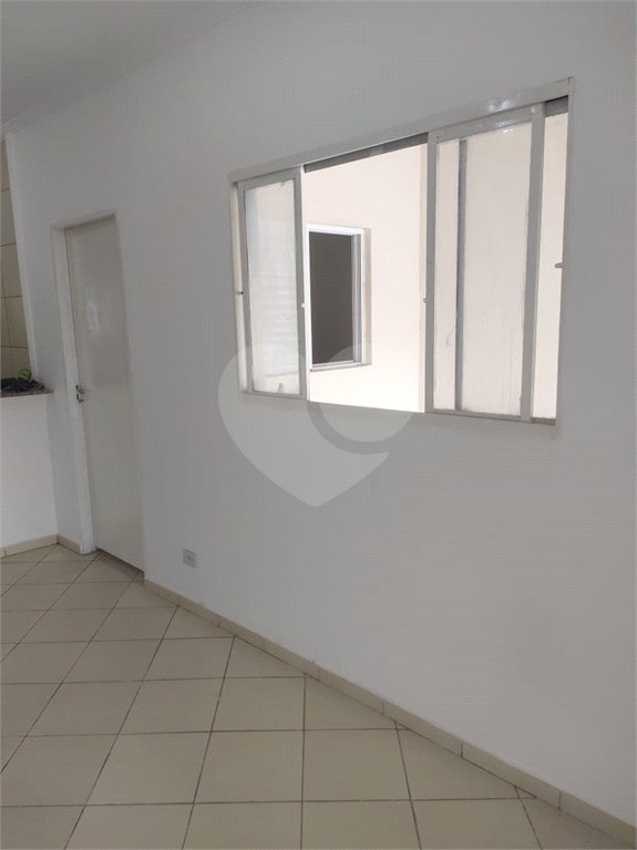 Casa à venda com 2 quartos em Vila Ursulina, Itaquaquecetuba, SP