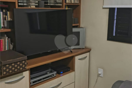 Apartamento à venda com 3 quartos, sendo 1 suíte, em Jardim Íris, São Paulo, SP
