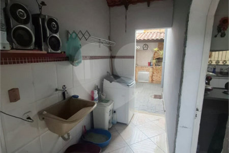 Casa à venda com 4 quartos, sendo 1 suíte, em Campo Grande, Rio de Janeiro, RJ