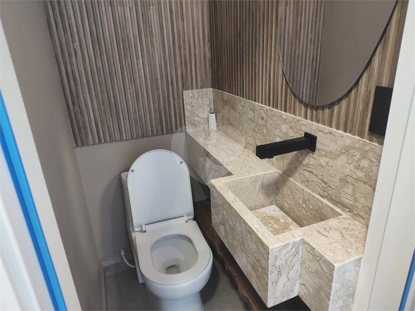 Casa à venda com 2 suítes no condomínio Vue 26, Atibaia - SP