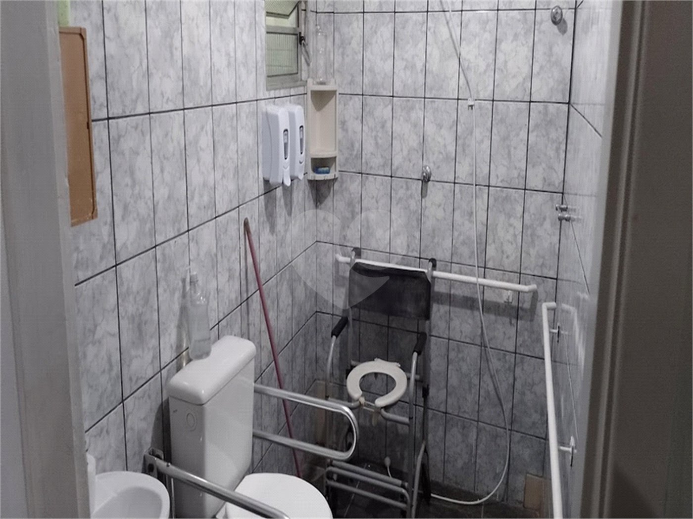 Sobrado à venda com 18 suítes em Vila Medeiros, São Paulo, SP