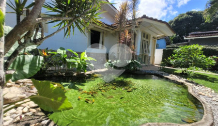 Casa à venda com 4 quartos, sendo 2 suítes, no Centro, Santa Cruz Cabrália, BA