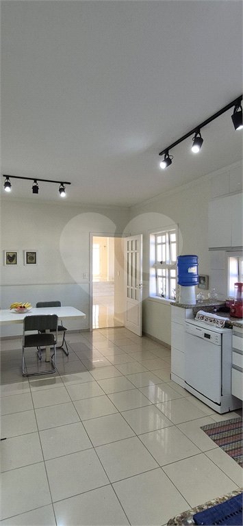 Casa à venda ou para alugar com 3 suítes no condomínio Jardim Theodora, Itu - SP